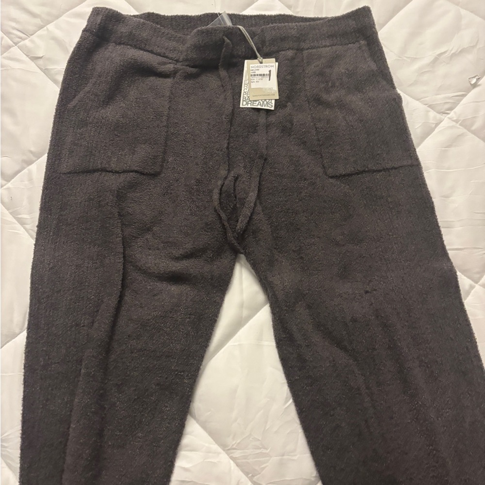 Barefoot dreams pants XL